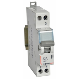 Legrand - Interrupteur inverseur 32A - Va et vient à point milieu 1 M - 250V - 412902