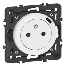 Legrand - Prise Céliane 2P+T 16A + chargeur USB Type-C - Mécanisme avec support et enjoliveur blanc - Réf : 068127