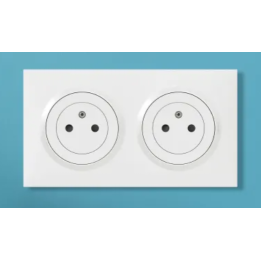Legrand - Dooxie - Prise 2P+T double pré-câblé + Plaque - Blanc - Ref. : 600332 + 600802