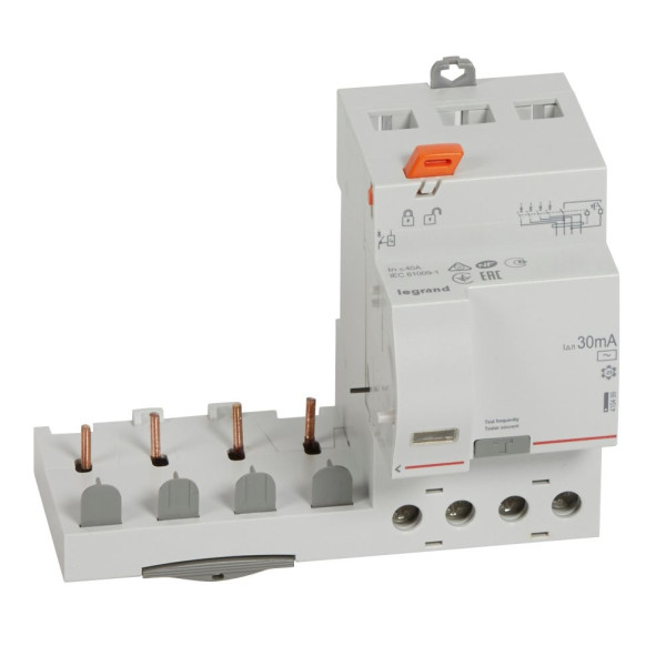 Legrand - Bloc Diff - 40A - 30mA - Type AC - 4 Pôles - Pour disjoncteur DX³ 1 mod/pôle - Départ Bas Vis - Réf : 410499