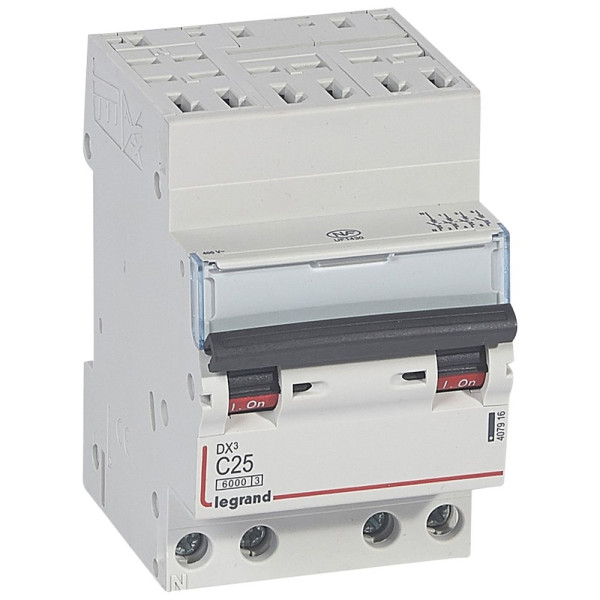Legrand - Disjoncteur DX³ 6000 - auto/vis- 4P- 400V - 25A-courbeC - peigne HX³ opti 4P - 3M - 407916
