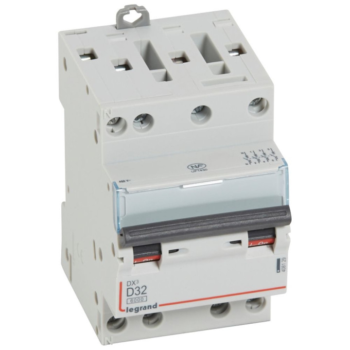 Legrand - Disjoncteur 4P DX3 32A - 10kA - courbe D - Réf : 408129