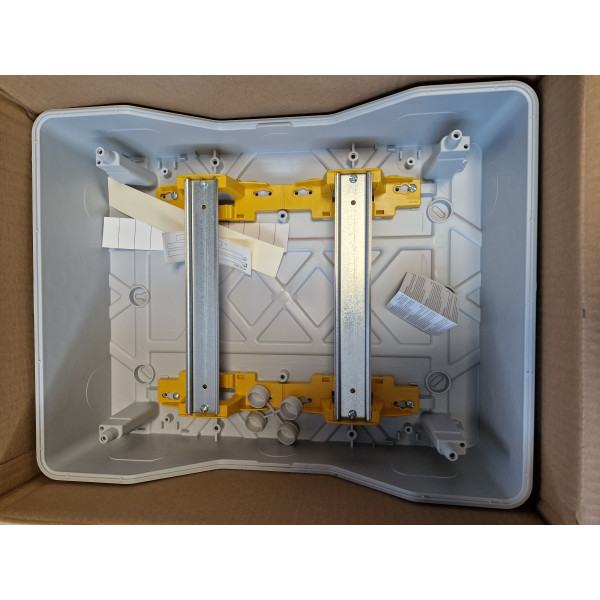 Legrand - Plexo³ - Coffret étanche - 2 Rangées 12 Modules - Sans bornier - IP65/IK09 - Réf : 601832