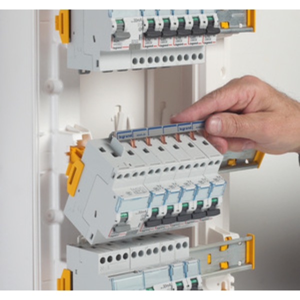 Legrand - Coffret DRIVIA 39 Modules - 3 Rangées de 13M - largeur 250mm - Réf.: 401213