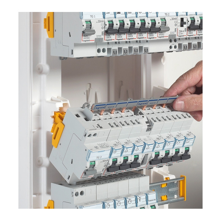 Legrand - Coffret DRIVIA 52 Modules - 4 Rangées de 13M - largeur 250mm - Réf.: 401214