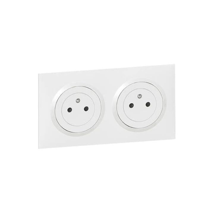 Legrand - Dooxie - Prise 2P+T double pré-câblé + Plaque - Blanc - Ref. : 600332 + 600802