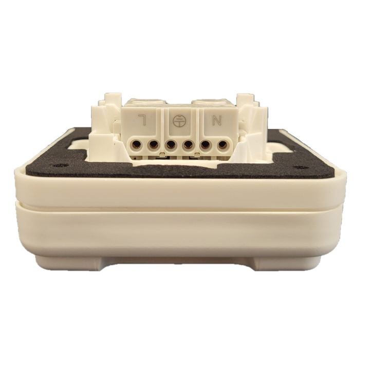 Eur'Ohm - OXXO - Prise de courant 2P+T - Encastrée - IP55 - IK08 - Blanc - Réf : 60898
