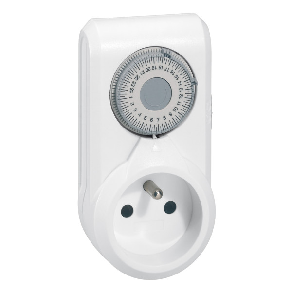 Legrand - Programmateur ménager journalier avec fiche 2P+T et socle 2P+T 16A - Réf : 095860