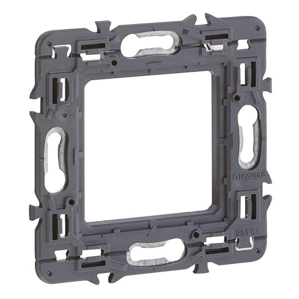Legrand - Céliane 2024 - Prise électrique affleurante - SANS PLAQUE - Noir mat - 2P+T 16A - 1 poste - Réf : CE0111