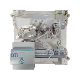 Hager - Coffret de communication éco - 8 x RJ45 Grade 2TV - Réf : TN306