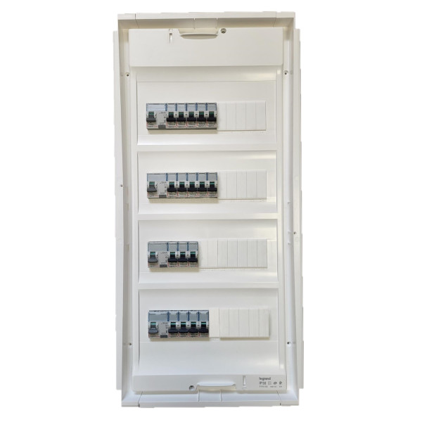 Legrand - Tableau électrique encastré pré-équipé pour T4 - 13 modules - 4 Rangées - AUTO - Réf: LEGTABLEAUT4E
