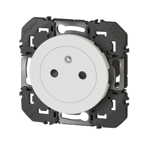 Legrand - Prise de courant 2P+T Surface 16A Dooxie - Finition Blanc - Réf : 600335