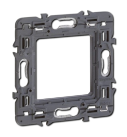 Legrand - Céliane 2024 - Poussoir étanche complet - Blanc - IP44 - Réf : 080251 + CM0031 + CP2701 + CB8001