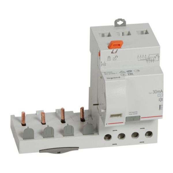 Legrand - Bloc diff adapt DX³-vis-4P-400V~-63A-typeAC-30mA-disj 1mod/pôle-câbl trad - Réf. : 410500
