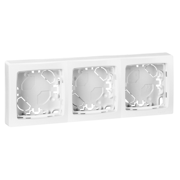 Legrand - Oteo - 3 Prises 2P+T 16A + Cadre saillie 3 postes - Blanc - Réf. : 086093+086127Lx3