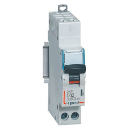 LEGRAND - Disjoncteur DNX3 PH+N - Courbe D 32A - AUTO/VIS - Réf : 406812