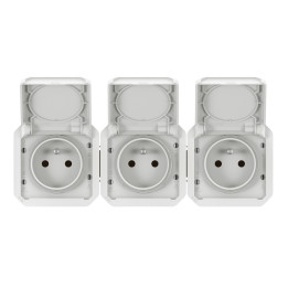 Legrand Plexo - Triple prise 2P+T - 16A - 230V - composable - précâblée - horizontale - IP55/IK07 - Réf : 069644L