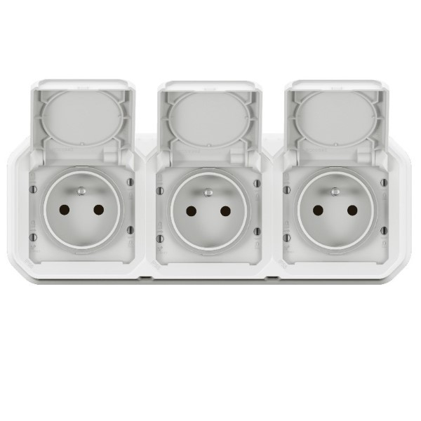 Legrand Plexo - Triple prise 2P+T - 16A - 230V - encastré - précâblée - horizontale - IP55/IK07 - Réf : 069644L+069698L
