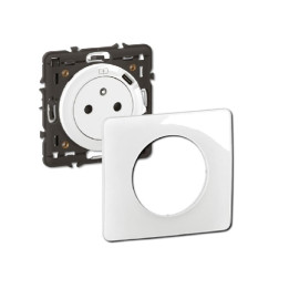 Legrand - Céliane 2024 - Prise surface avec prise USB type C - Blanc - Avec support et enjoliveur - COMPLET - Réf : CG0140