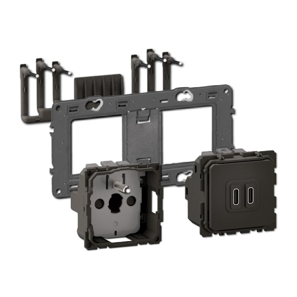 Legrand - Céliane 2024 - Prise double 2P+T / 2 USB Type-C - 20W -Réf : CM0145