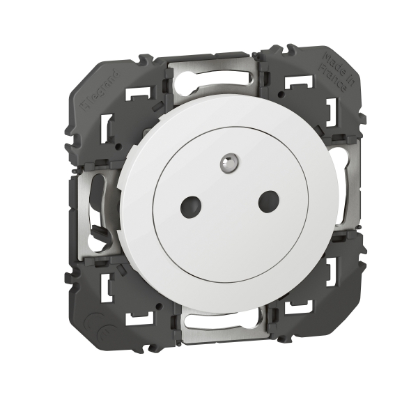 Legrand - Dooxie - Prise de courant 2P+T 16A + double USB-C + plaque - Blanc - Réf : 600335+600345+600802