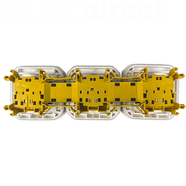 Legrand - Plexo - Triple prise 2P+T - 16A - 230V - composable - précâblée - horizontale - IP55/IK07 - Réf : 069644L