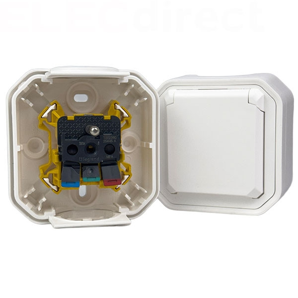 Legrand - Plexo L - Prise de courant 2P+T - 16A - Saillie - Blanc - IP55/IK08 - Réf : 069781L
