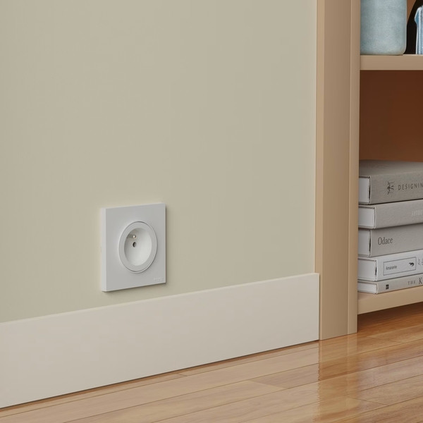 Schneider - Odace 2025 - LOT de 10 Prises rénovation 2P+T à puits - 4 bornes auto par pôle - Blanc craie - Réf : S920049 x 10