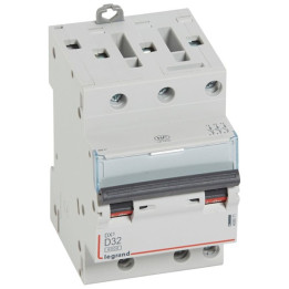 Legrand Disjoncteur DX3 - 3P - 32A - courbe D -10KA - pour peigne HX³ optimisé Réf 408071